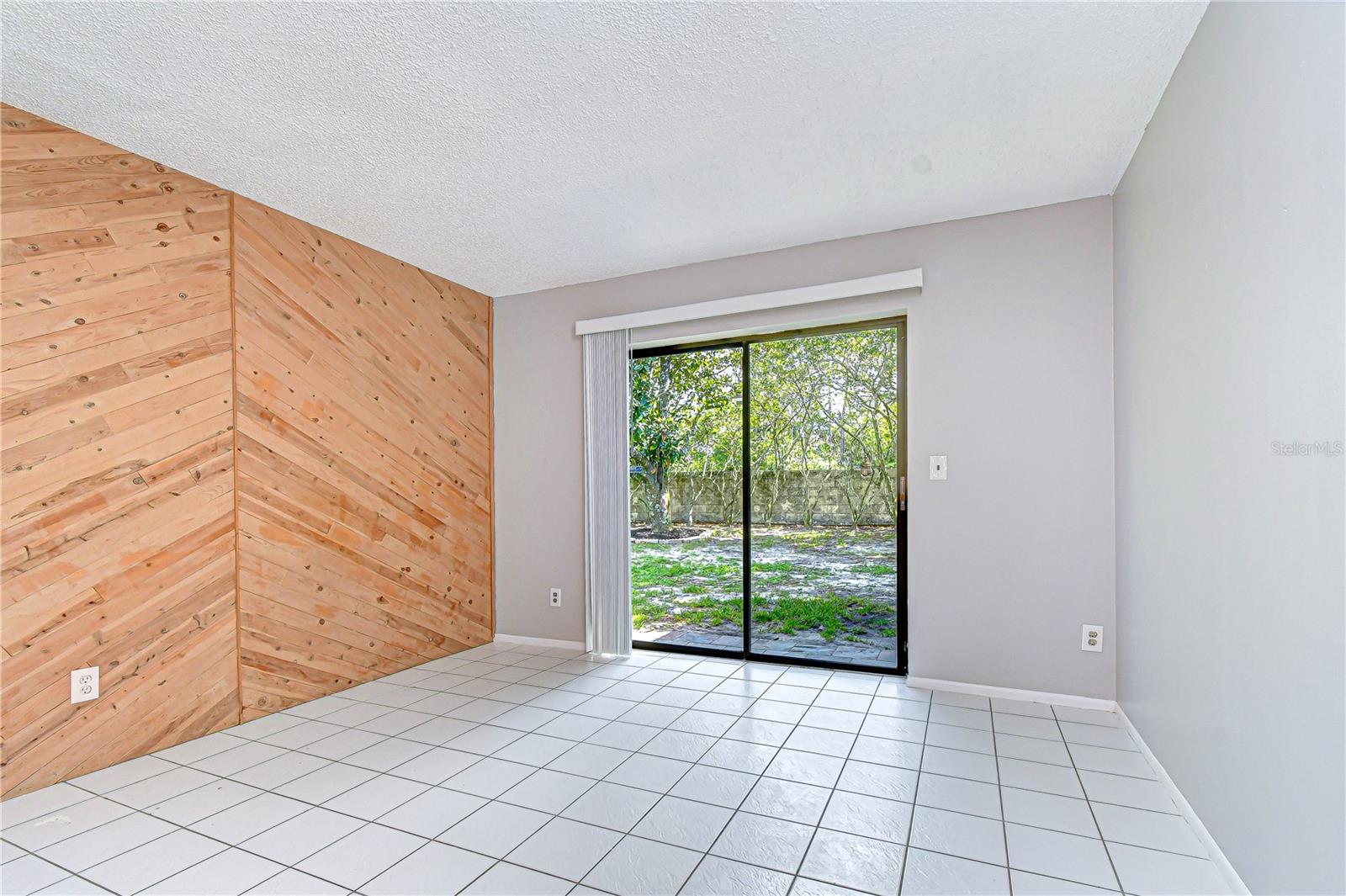 14902 SOUTHFORK DR, TAMPA, FL, 33624