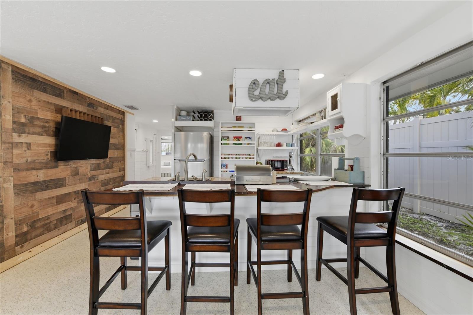 8456 MIDNIGHT PASS RD, SARASOTA, FL, 34242