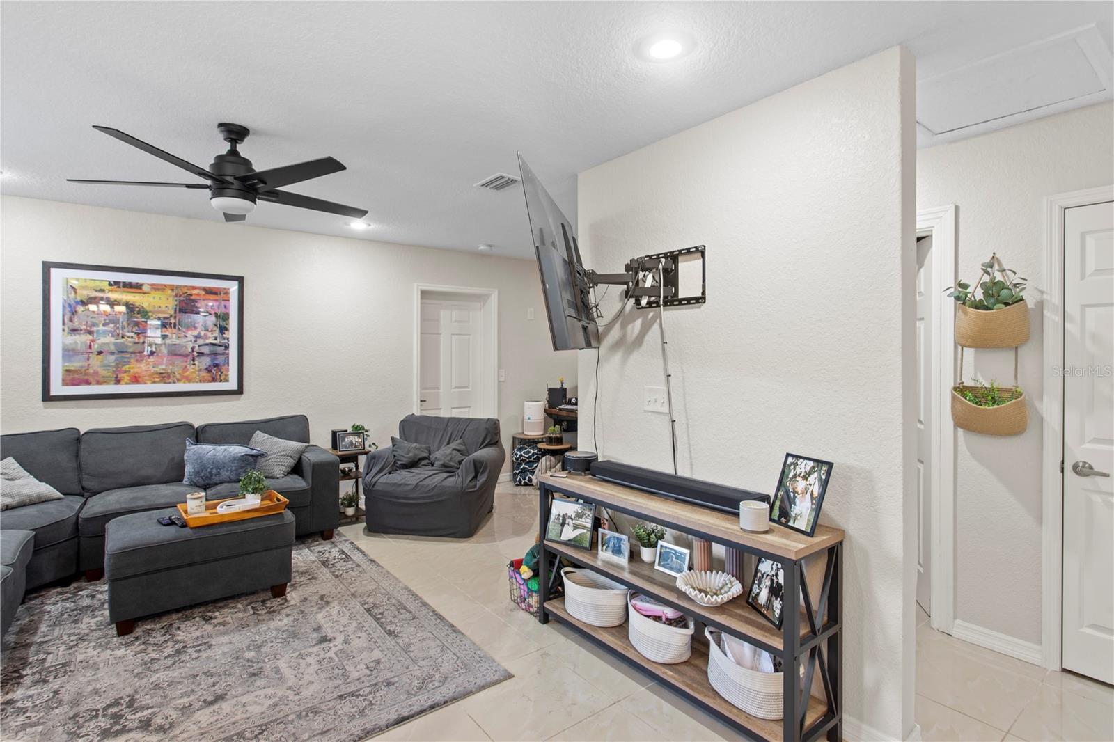 4215 W BAY VISTA AVE, TAMPA, FL, 33611