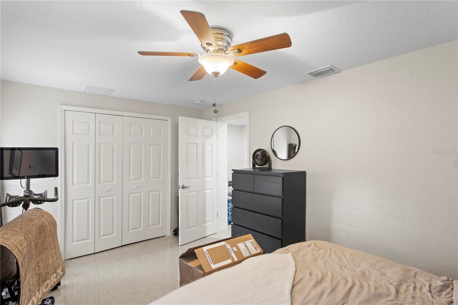 4215 W BAY VISTA AVE, TAMPA, FL, 33611