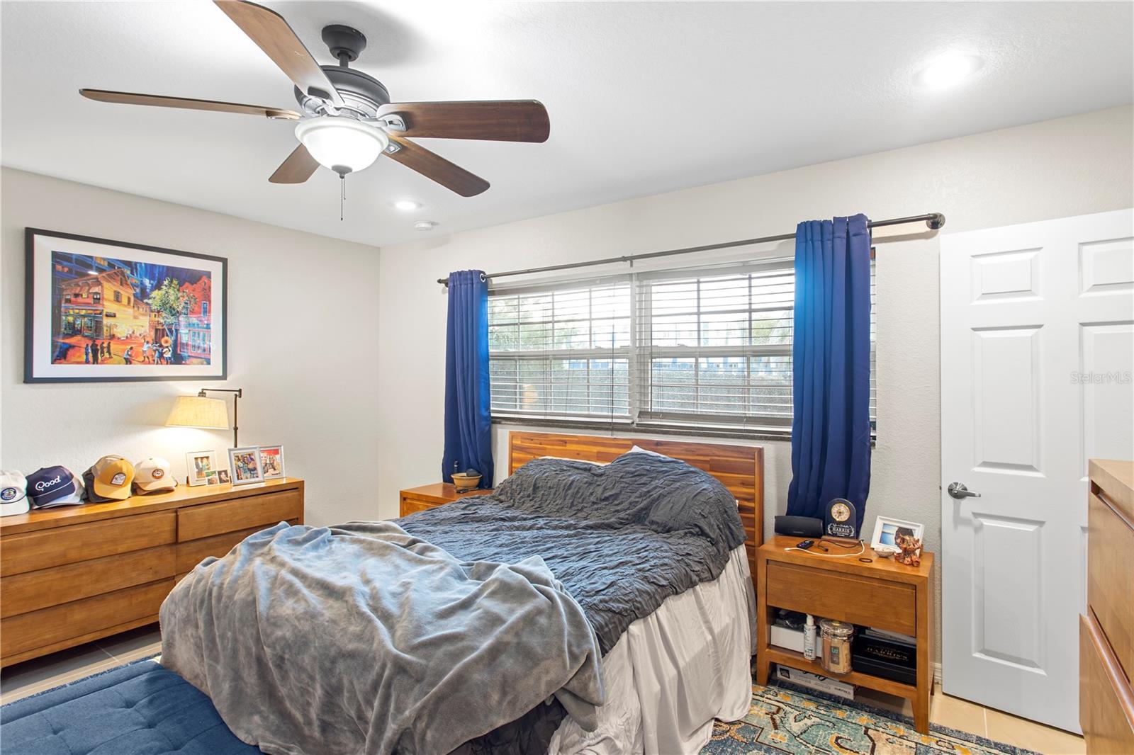 4215 W BAY VISTA AVE, TAMPA, FL, 33611