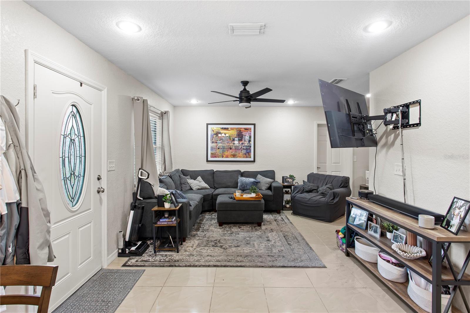 4215 W BAY VISTA AVE, TAMPA, FL, 33611