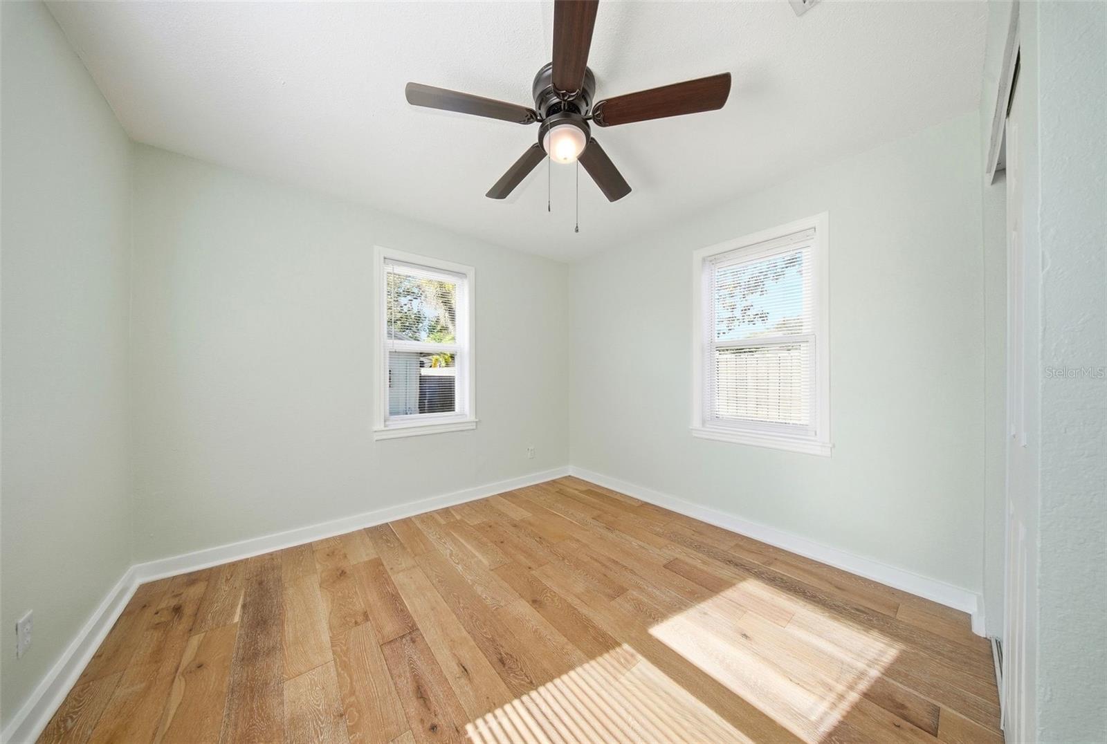 2010 30TH AVE NORTH AVE N, ST PETERSBURG, FL, 33713