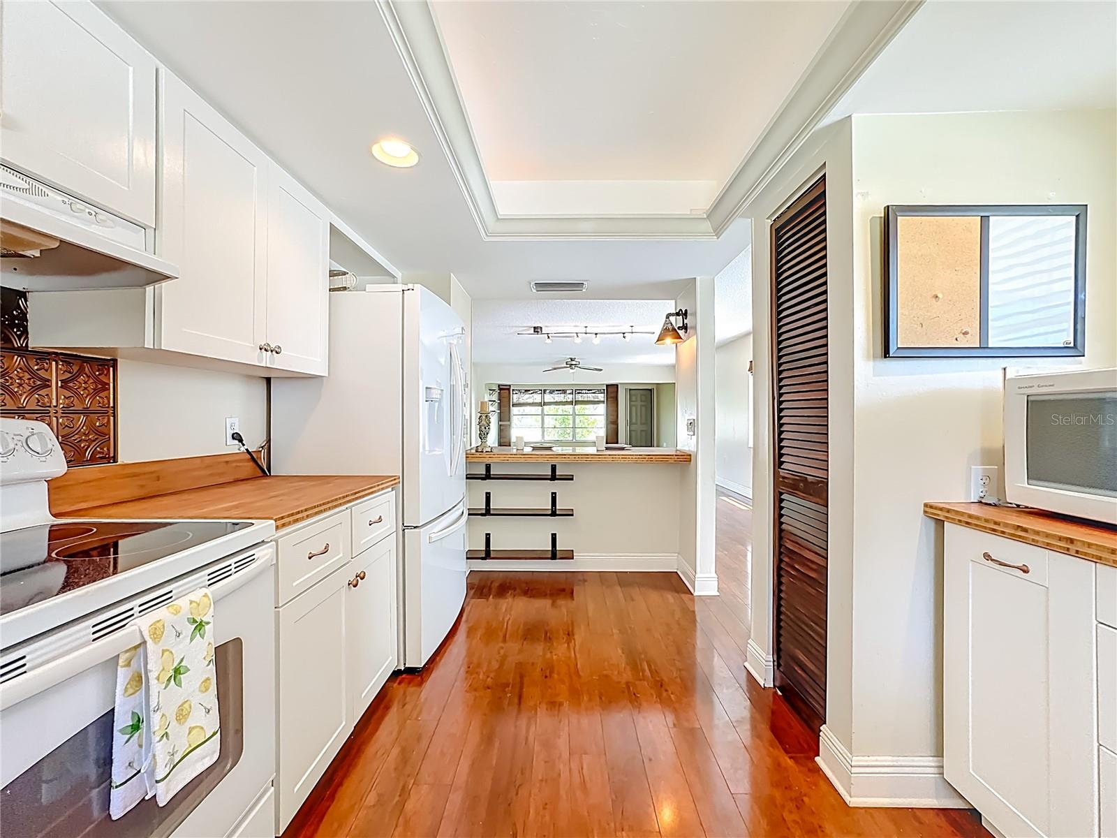 4523 W INDEPENDENCE DR, BRADENTON, FL, 34210