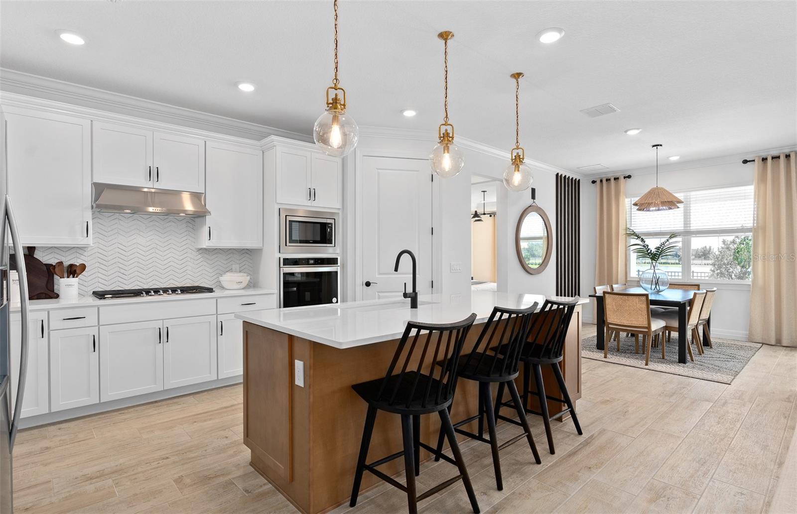 10305 PARK ESTATES AVENUE, ORLANDO, FL, 32836