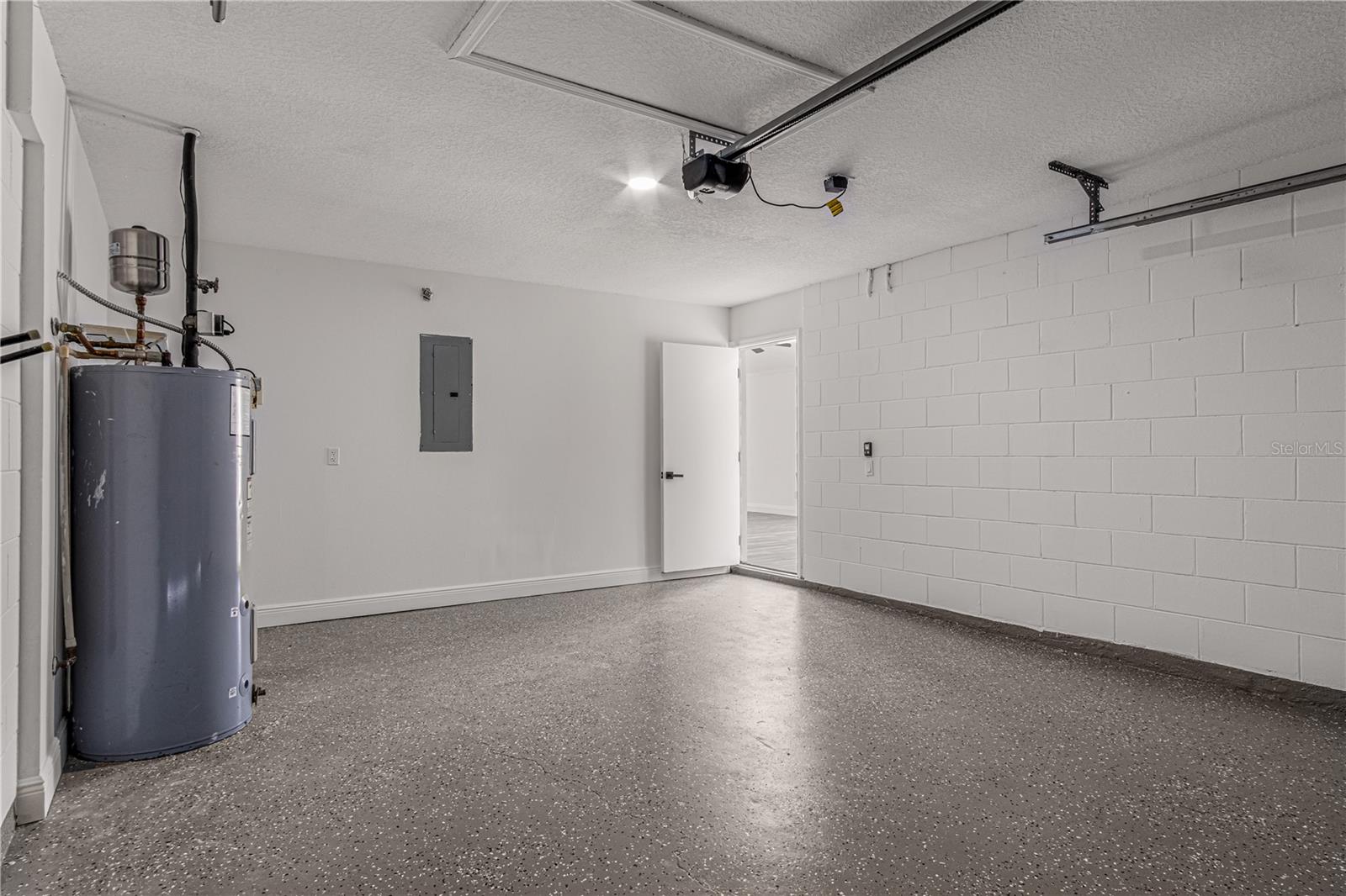 2402 AVALON CT, KISSIMMEE, FL, 34743