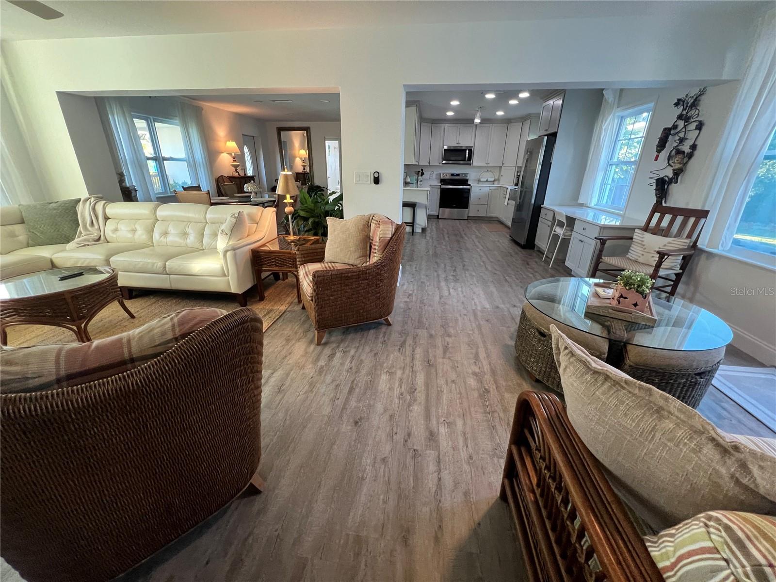 4620 7TH AVE W, BRADENTON, FL, 34209