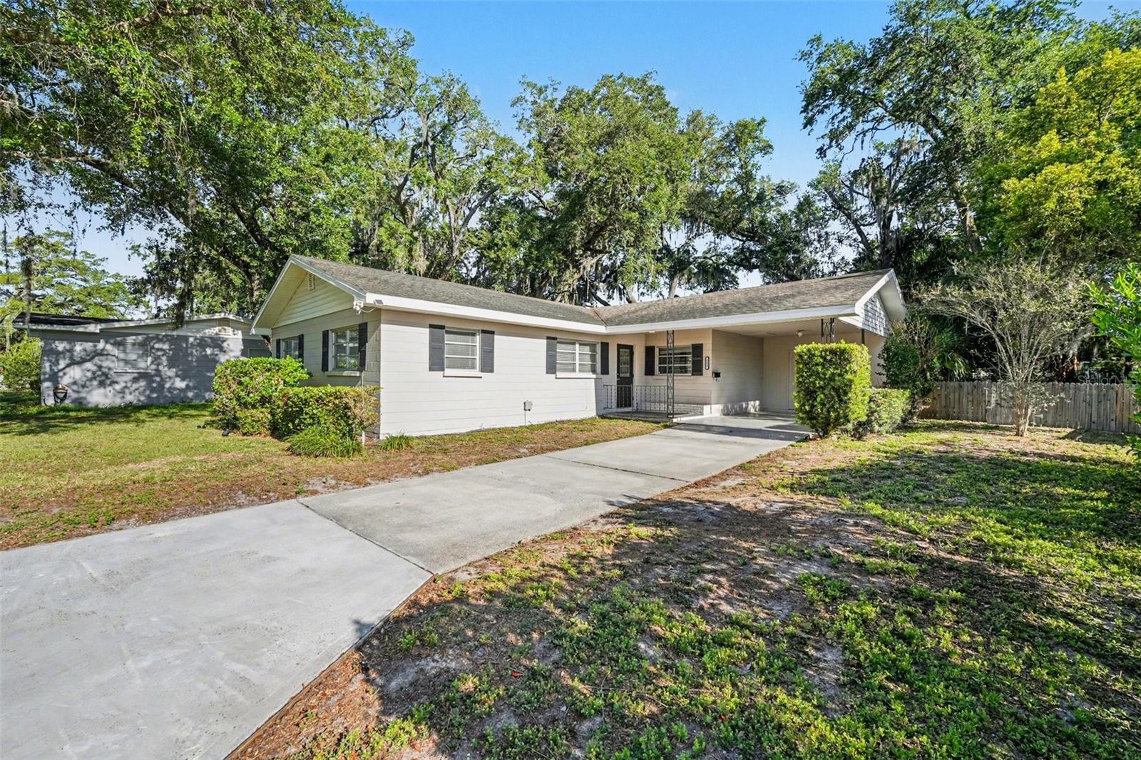 521 W PALMEDEN DR, LAKELAND, FL, 33803