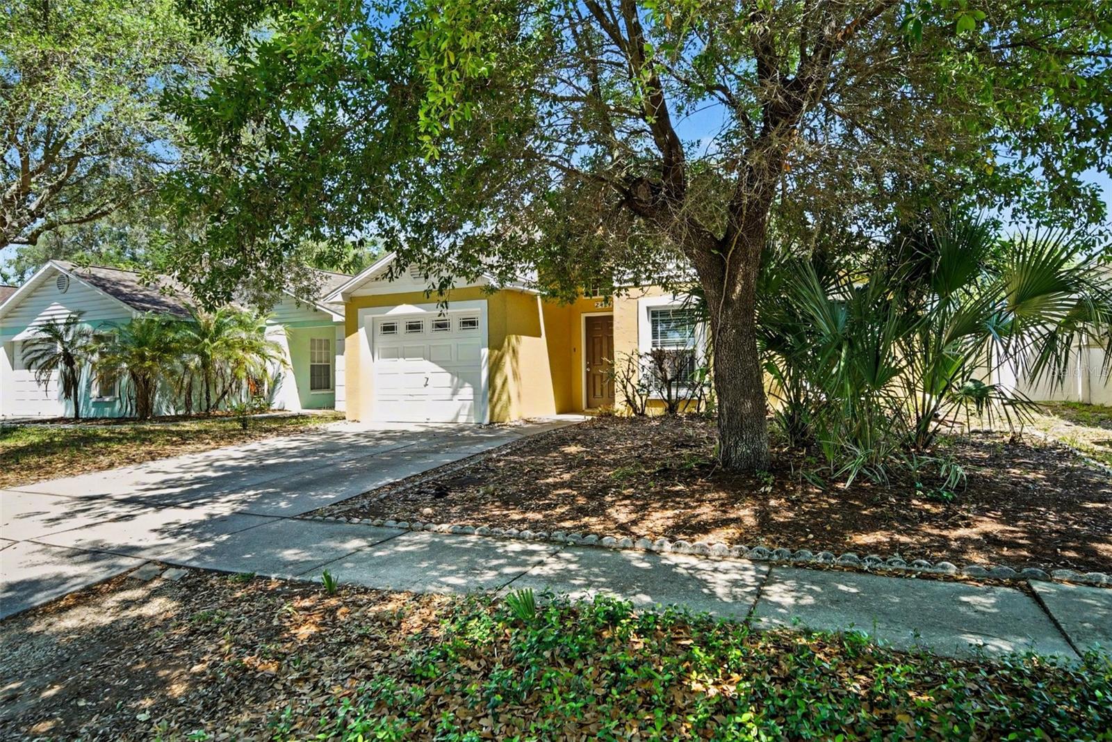 2424 CAMDEN OAKS PL, VALRICO, FL, 33594