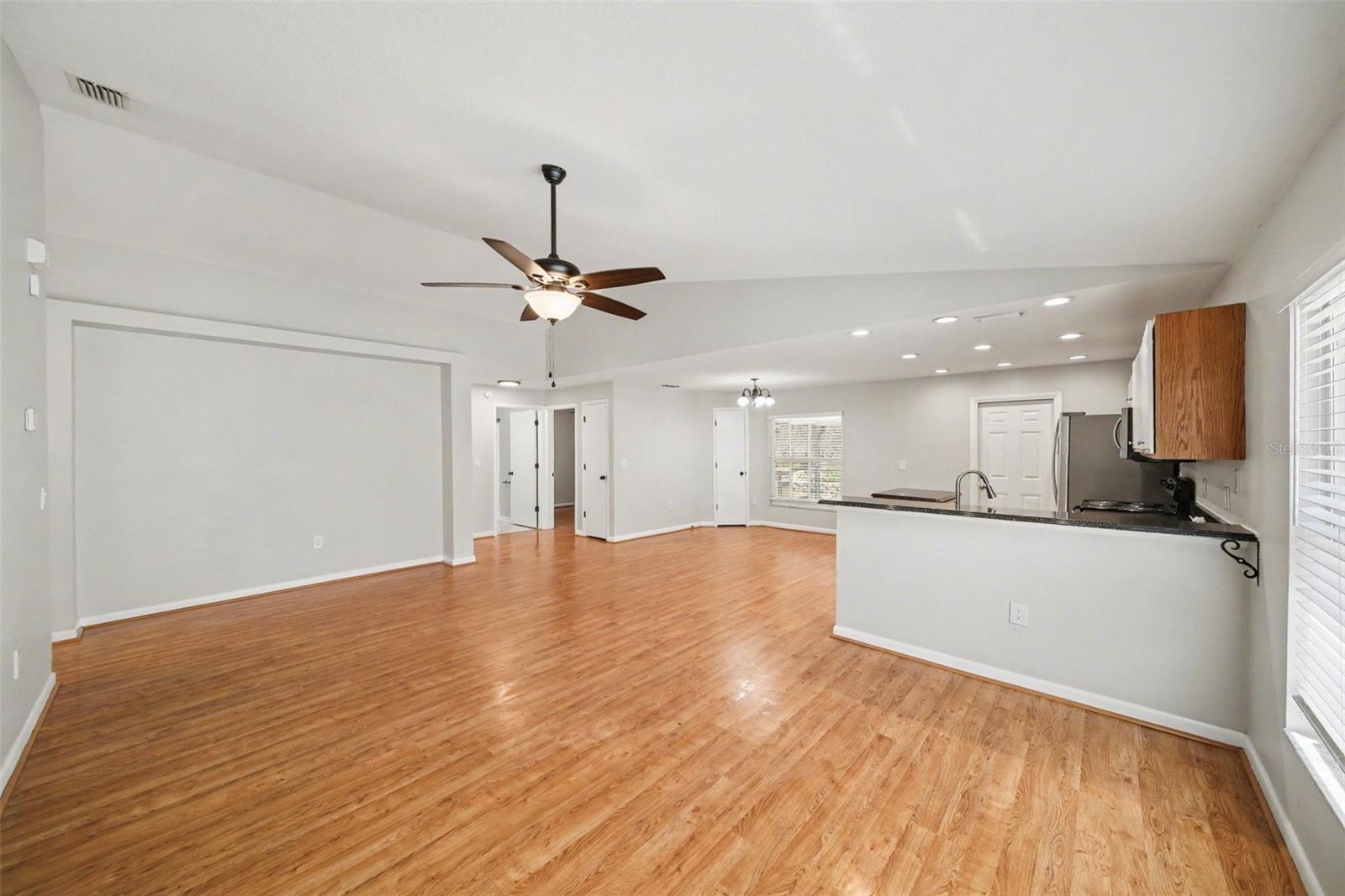 2424 CAMDEN OAKS PL, VALRICO, FL, 33594