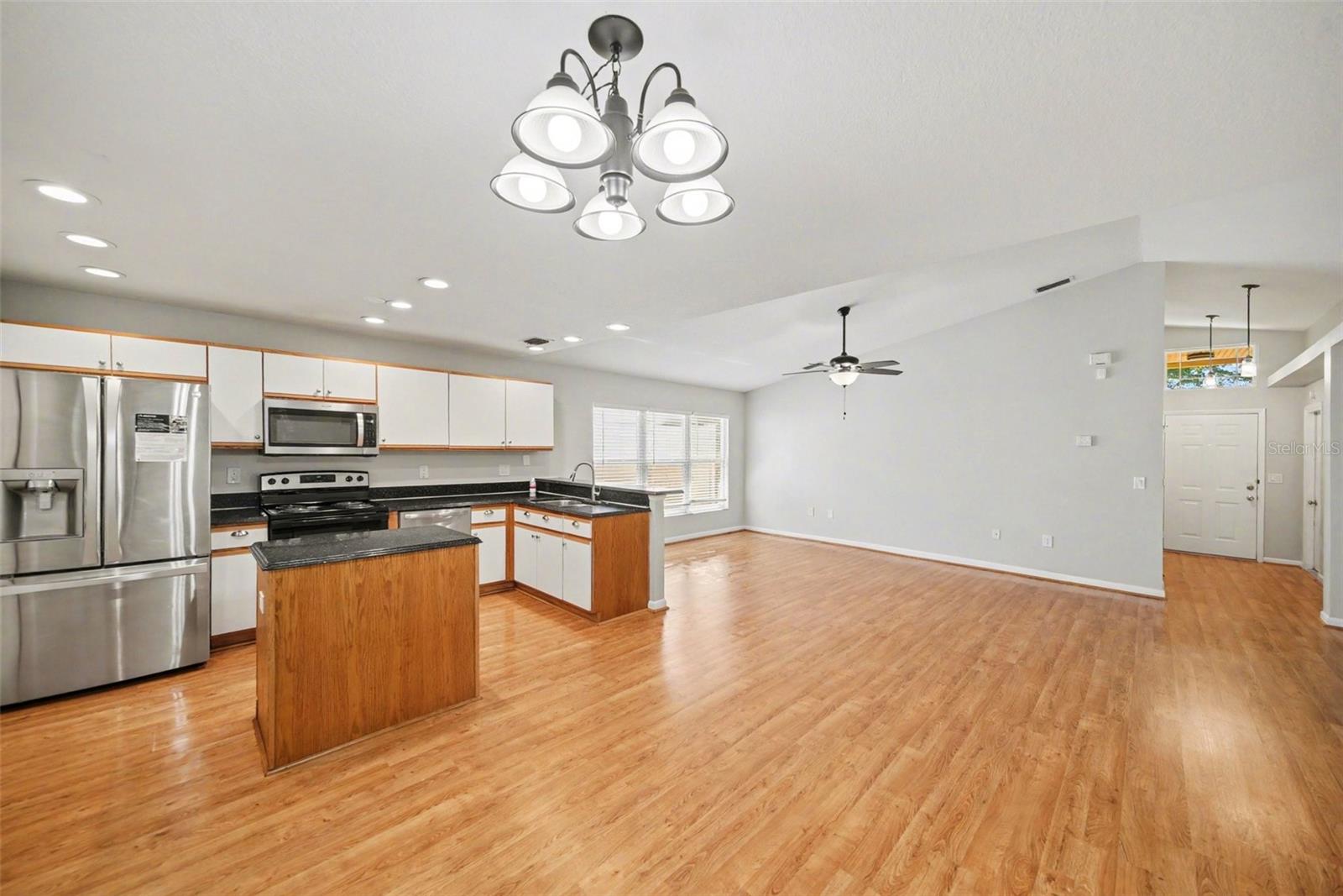 2424 CAMDEN OAKS PL, VALRICO, FL, 33594