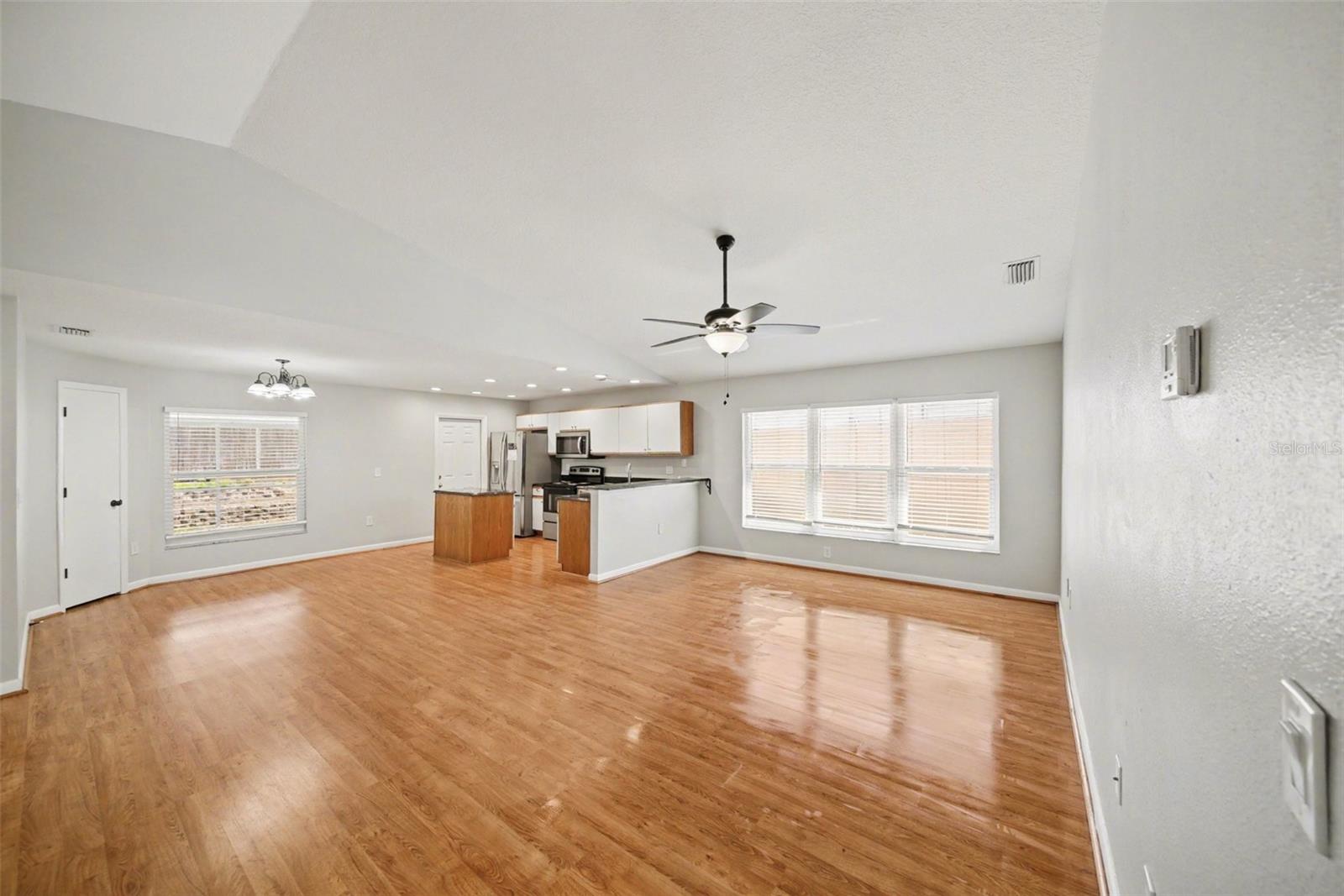 2424 CAMDEN OAKS PL, VALRICO, FL, 33594