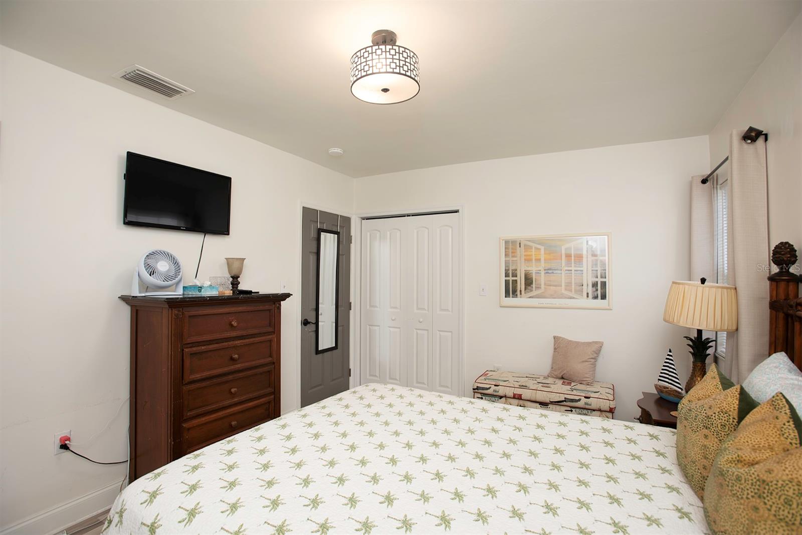 519 51ST ST W, BRADENTON, FL, 34209