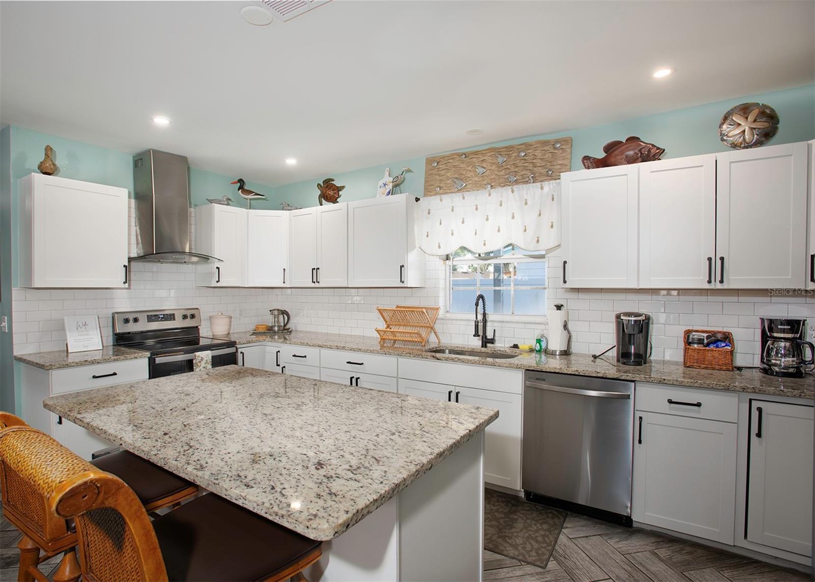 519 51ST ST W, BRADENTON, FL, 34209