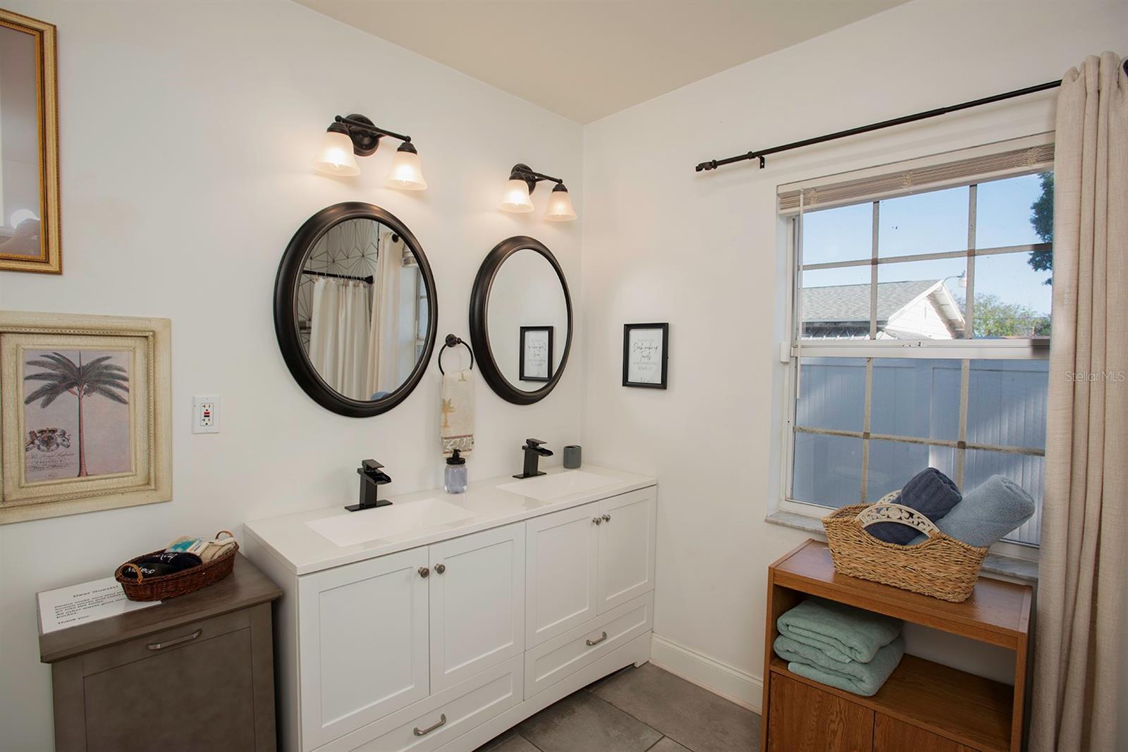 519 51ST ST W, BRADENTON, FL, 34209