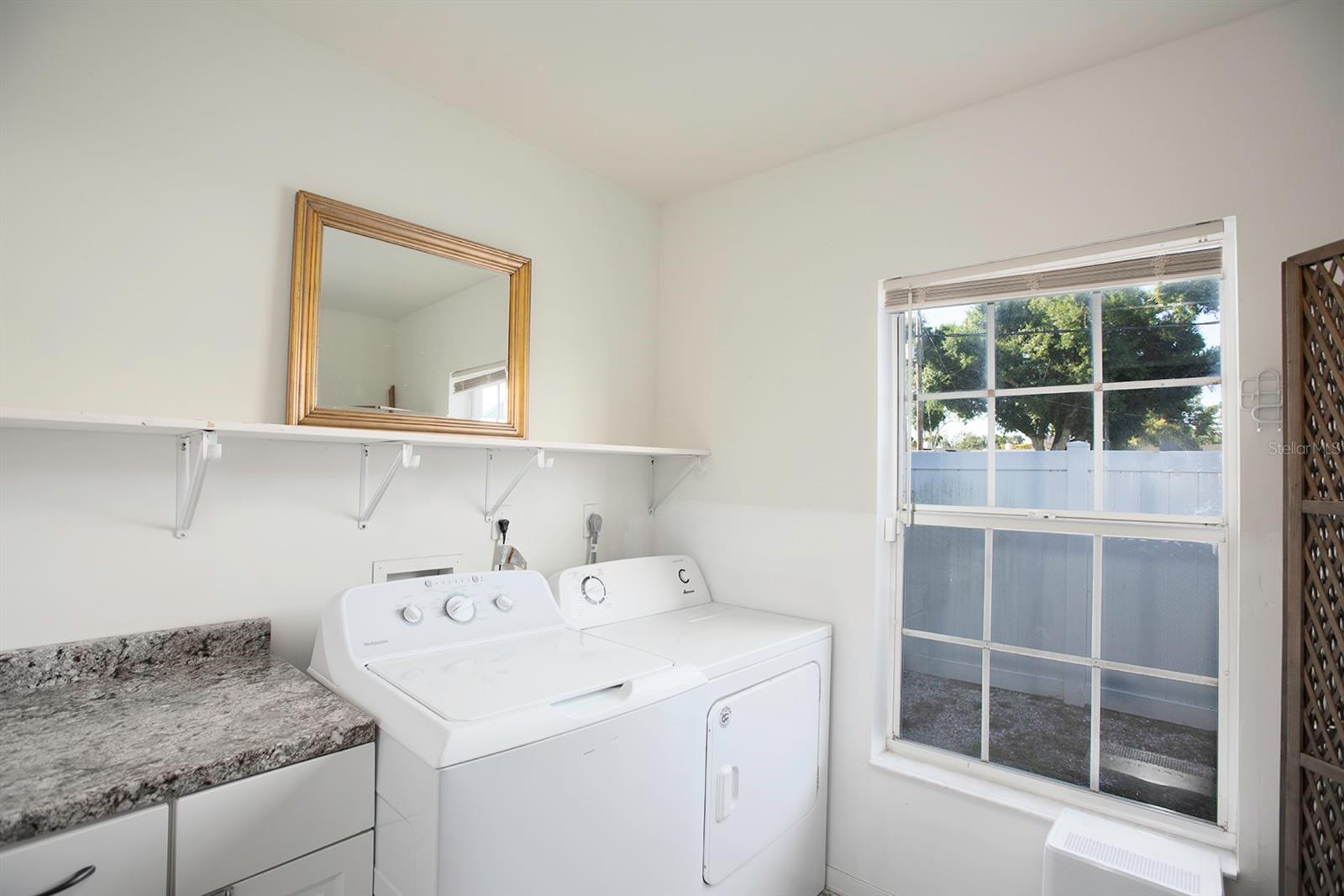 519 51ST ST W, BRADENTON, FL, 34209