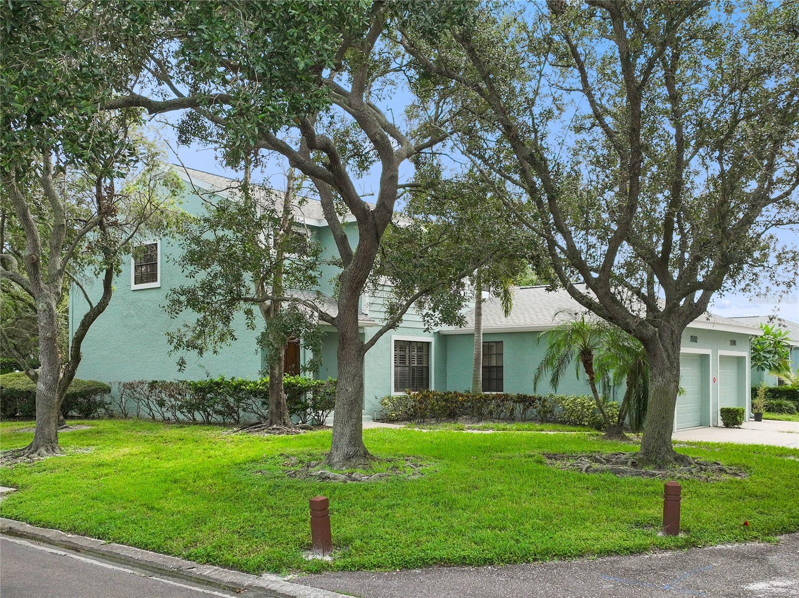 1092 SANABEL CT NE, ST PETERSBURG, FL, 33702