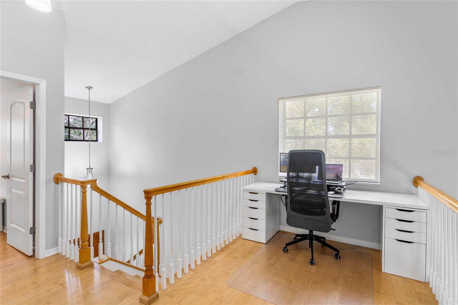 1092 SANABEL CT NE, ST PETERSBURG, FL, 33702