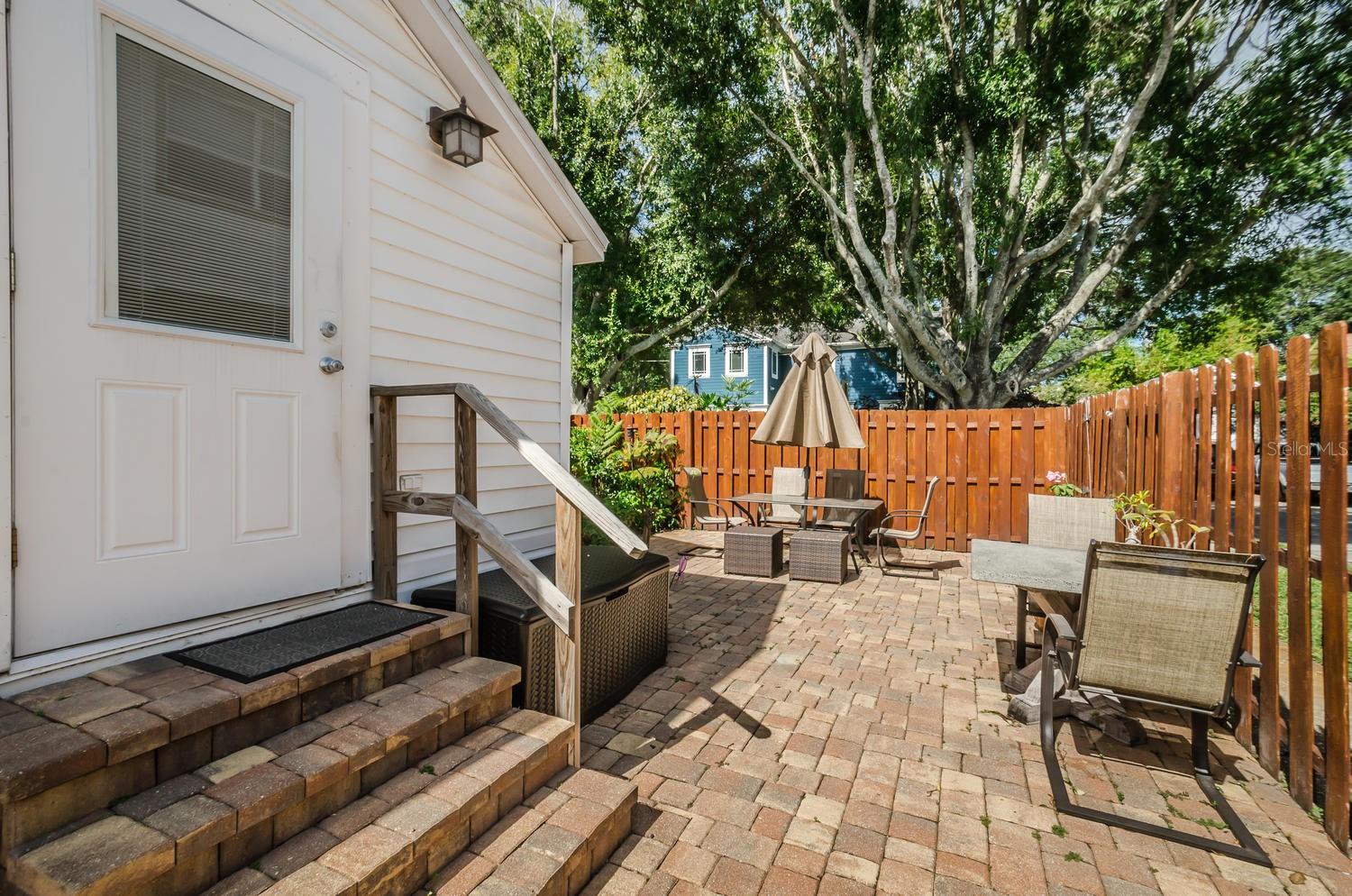 305 15TH AVE ST NE, ST PETERSBURG, FL, 33704