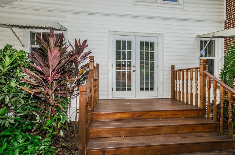 305 15TH AVE ST NE, ST PETERSBURG, FL, 33704