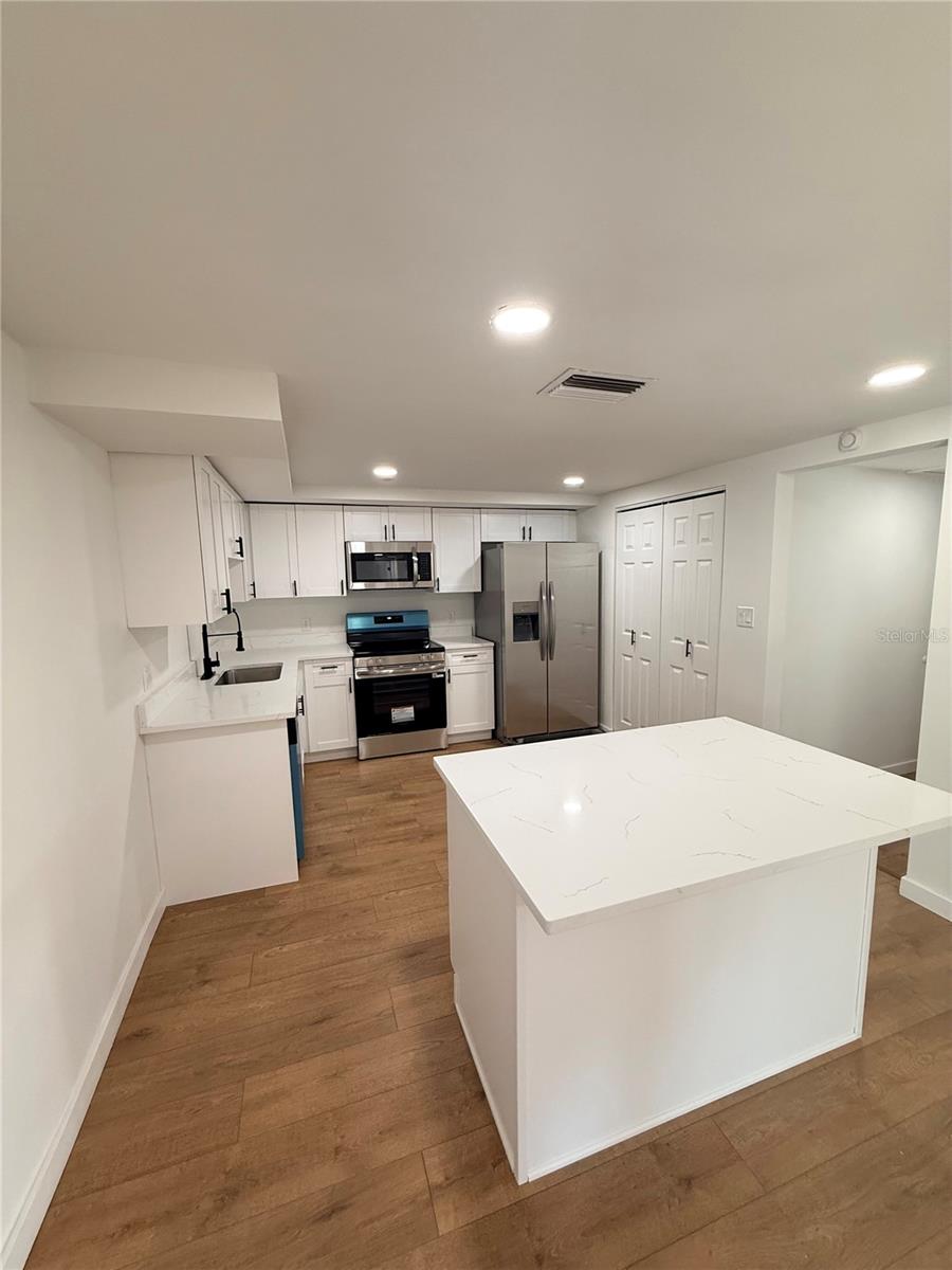 5701 CANOSA DR, HOLIDAY, FL, 34690