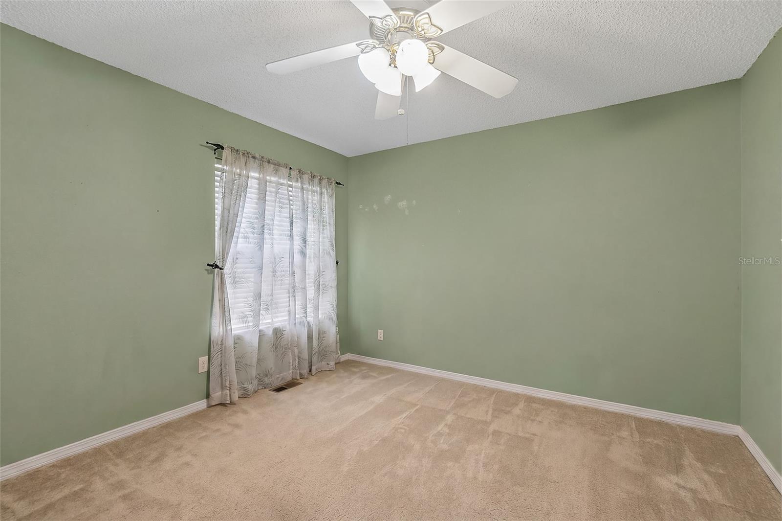 22 EGRET TRL, PALM COAST, FL, 32164