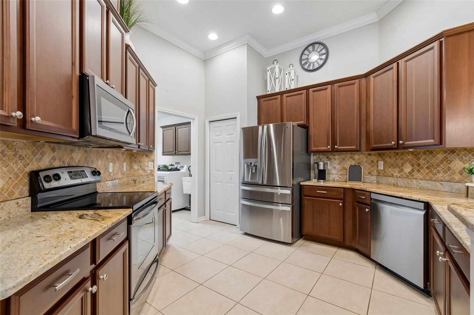 19413 SWEET GRASS WAY, LUTZ, FL, 33558