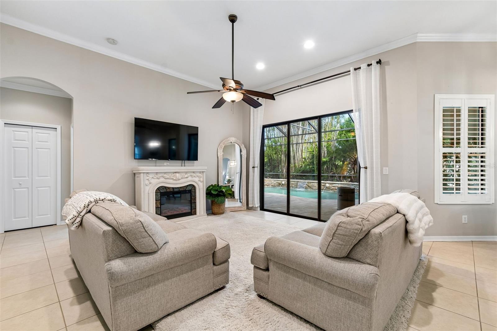 19413 SWEET GRASS WAY, LUTZ, FL, 33558