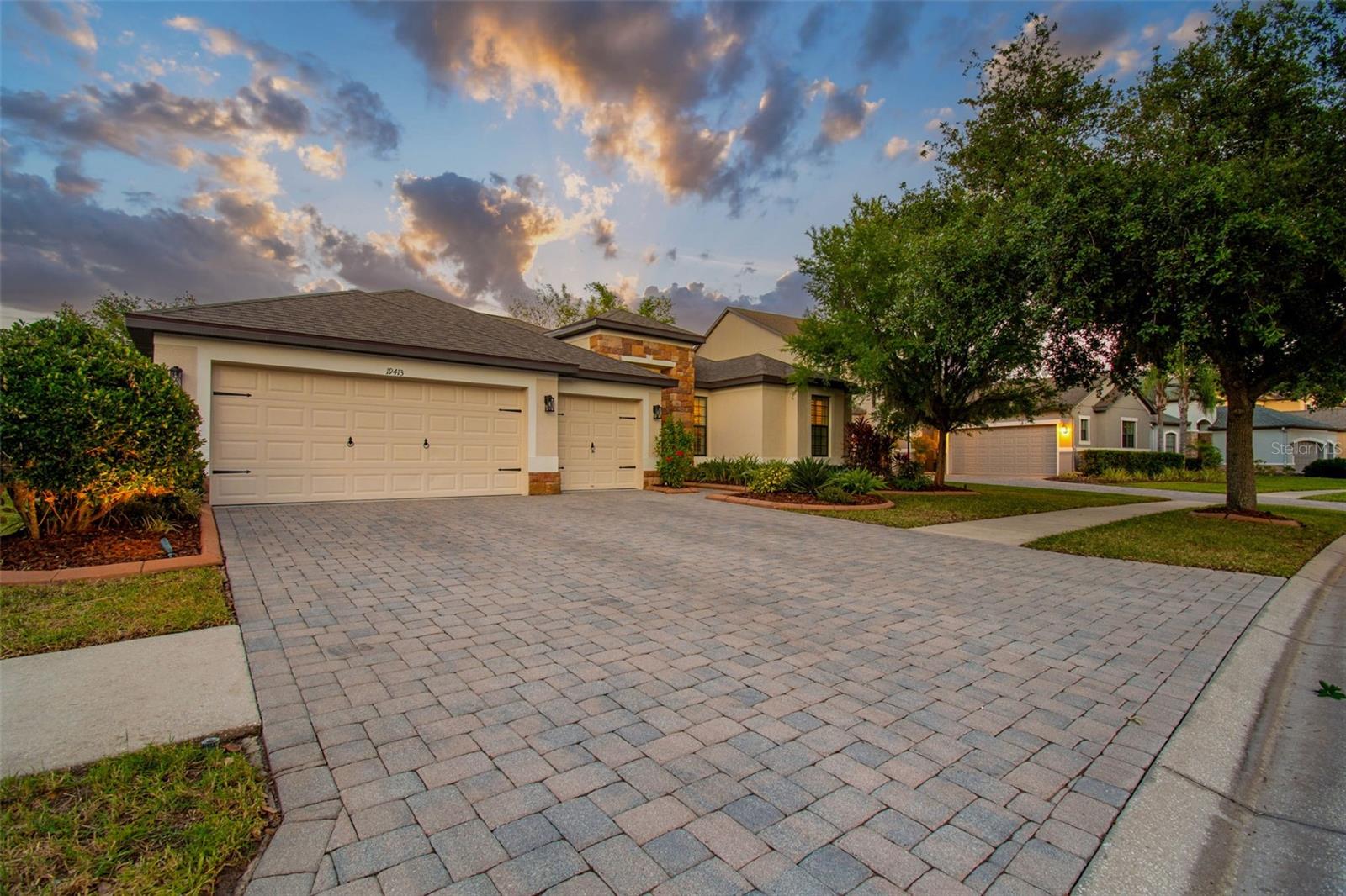 19413 SWEET GRASS WAY, LUTZ, FL, 33558