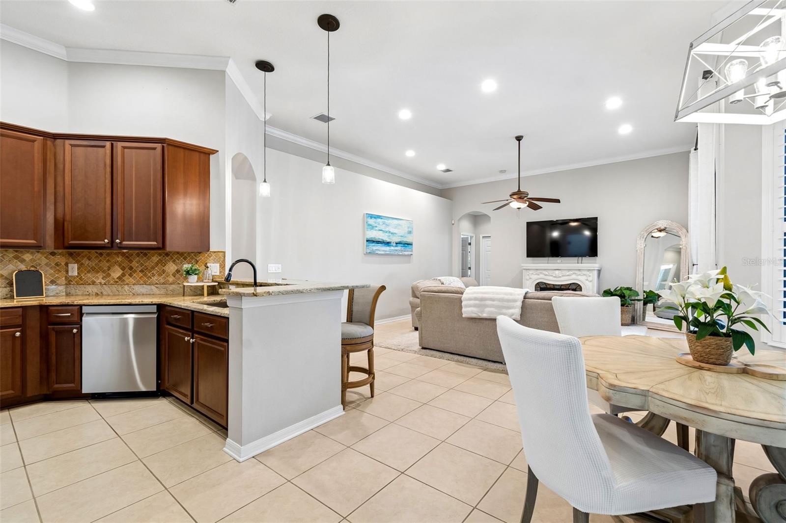 19413 SWEET GRASS WAY, LUTZ, FL, 33558