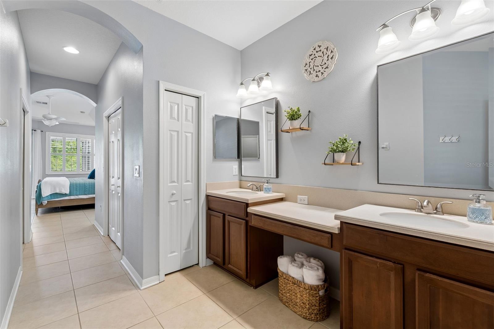 19413 SWEET GRASS WAY, LUTZ, FL, 33558