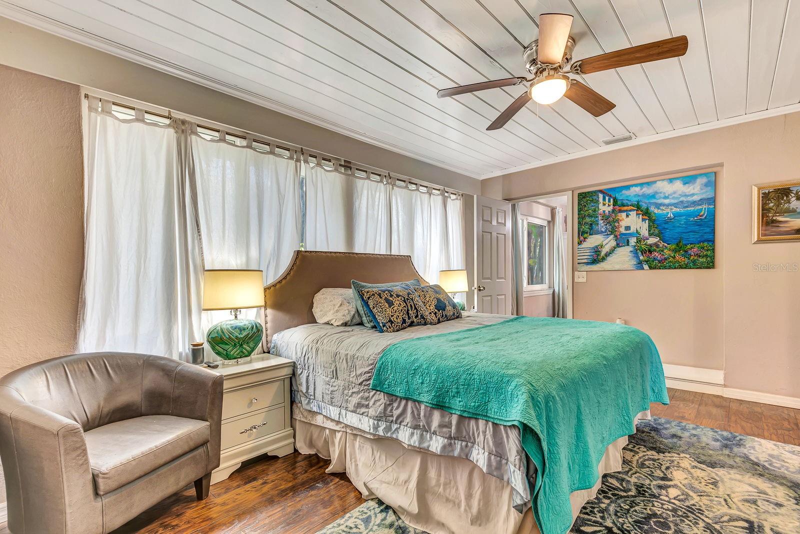 710 31ST ST W, BRADENTON, FL, 34205