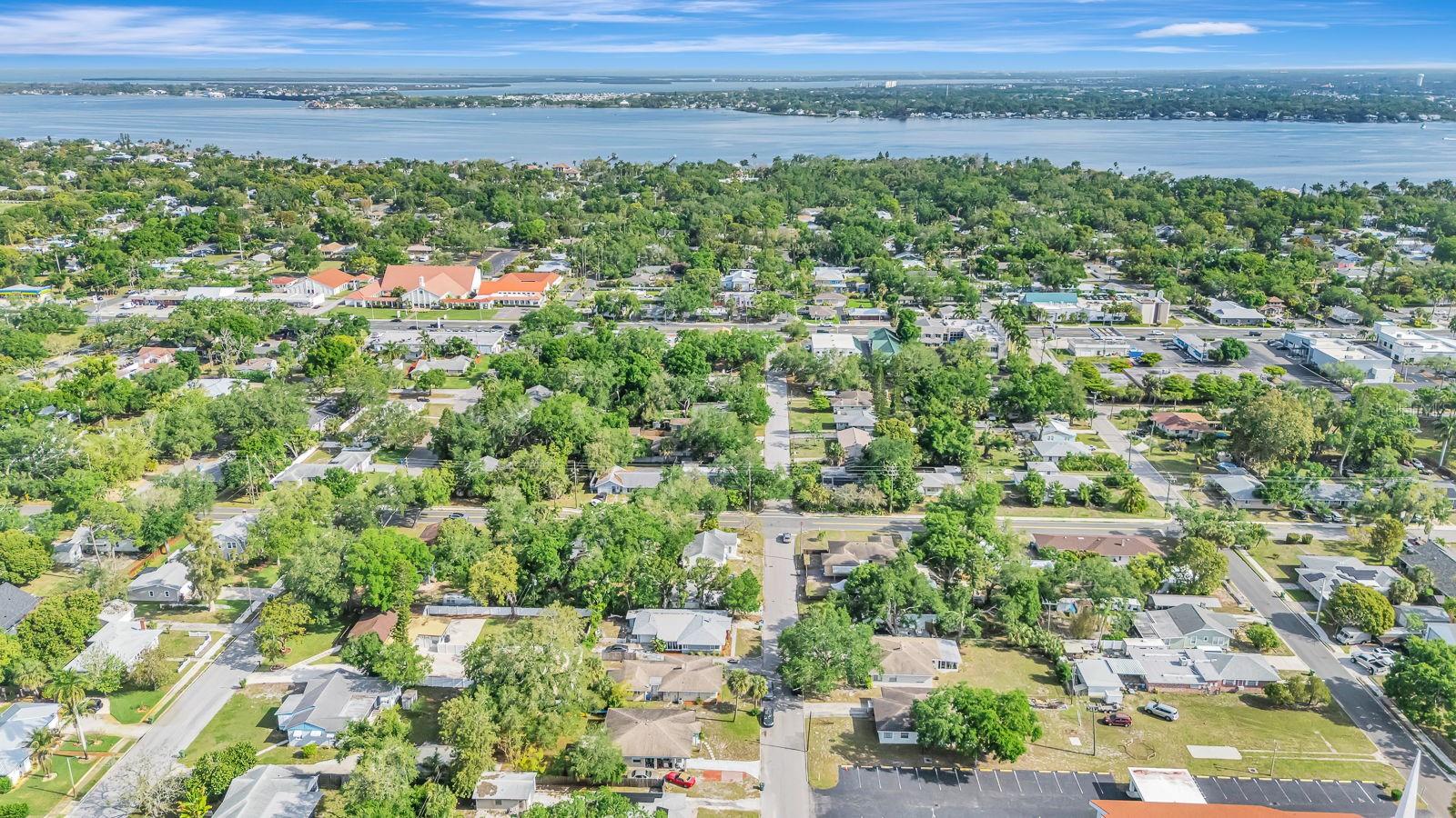 710 31ST ST W, BRADENTON, FL, 34205