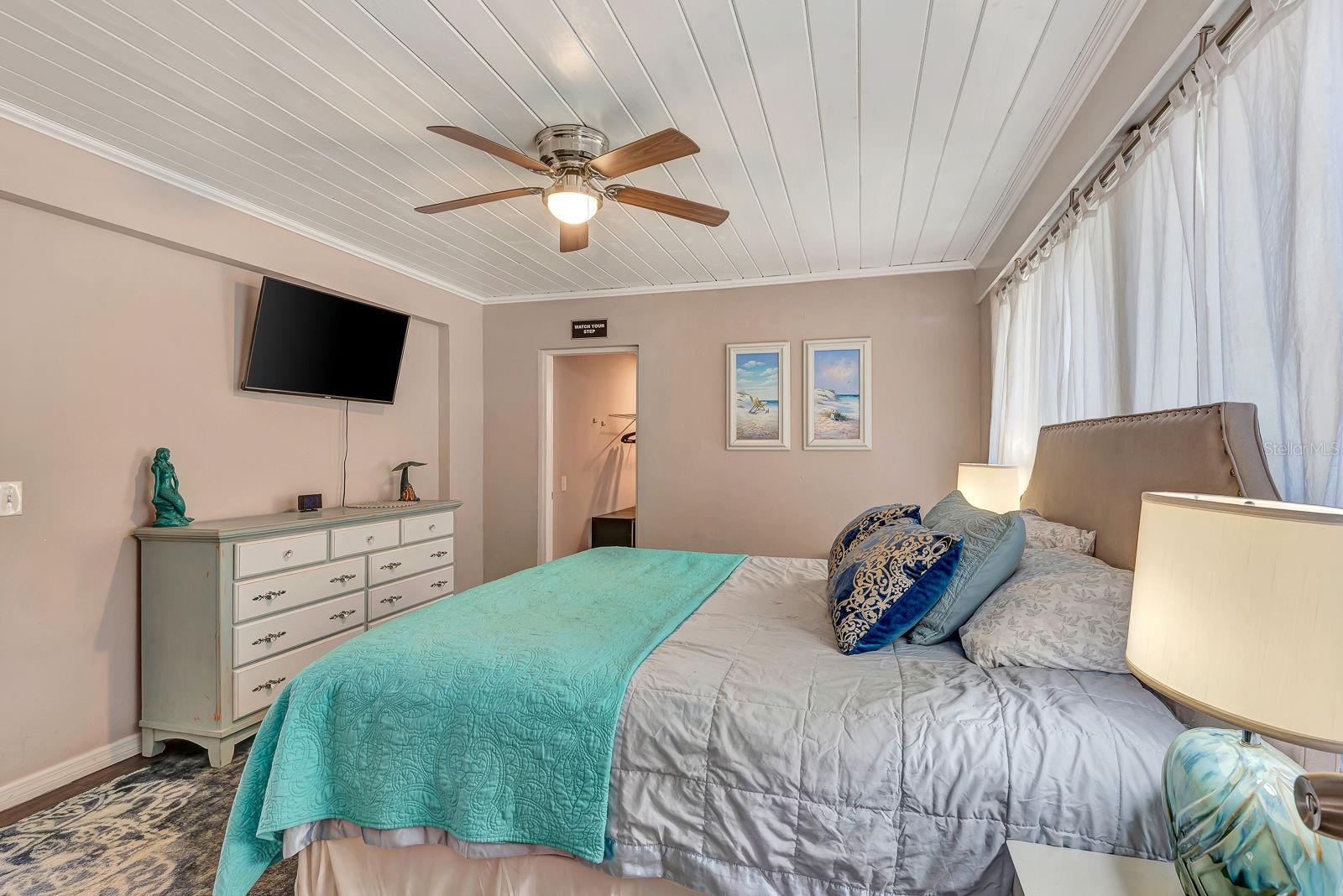 710 31ST ST W, BRADENTON, FL, 34205