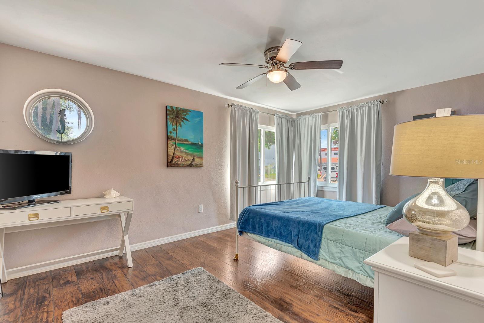 710 31ST ST W, BRADENTON, FL, 34205