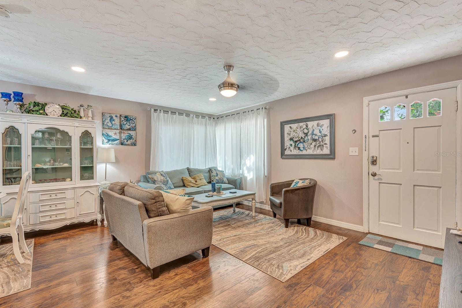 710 31ST ST W, BRADENTON, FL, 34205