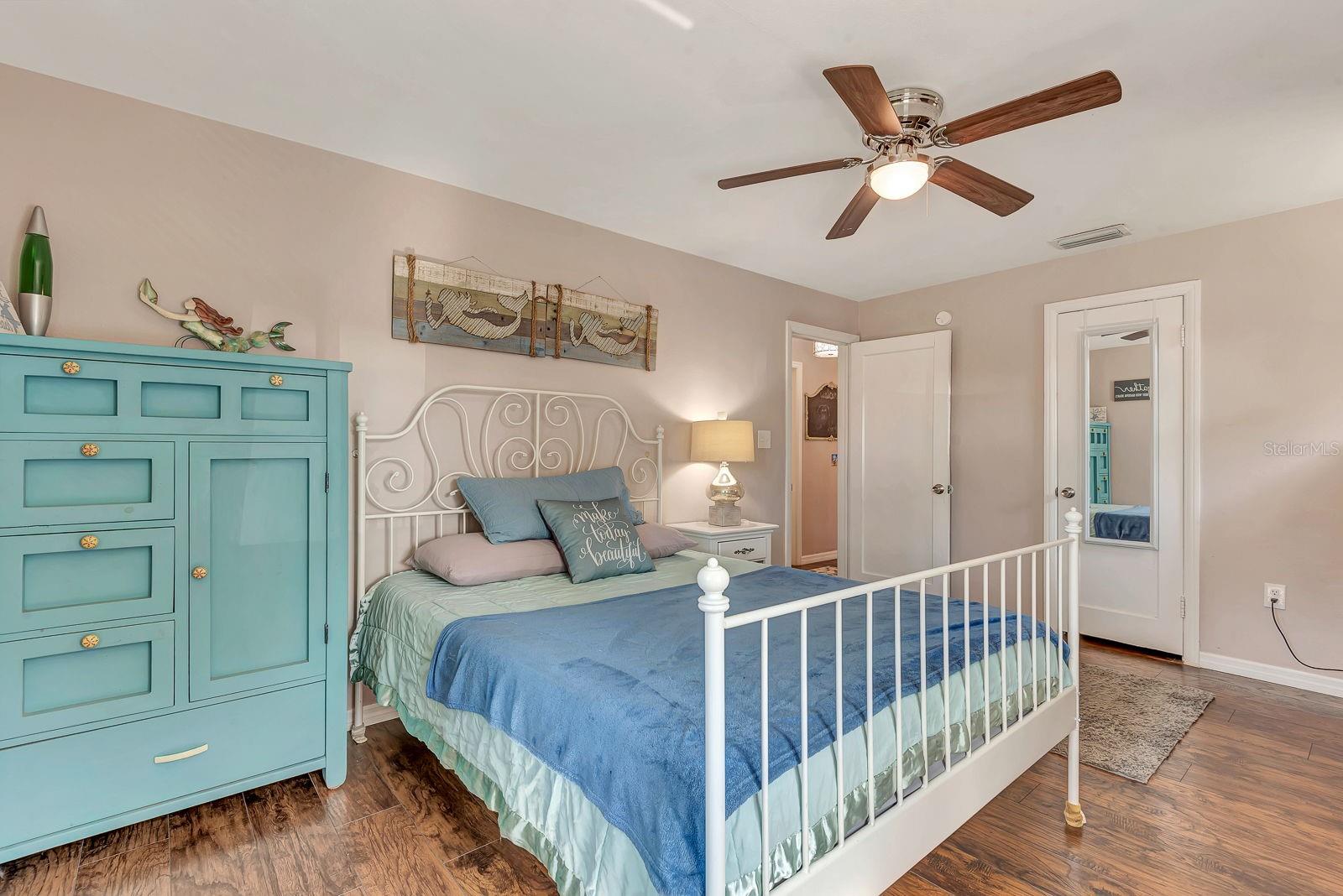 710 31ST ST W, BRADENTON, FL, 34205