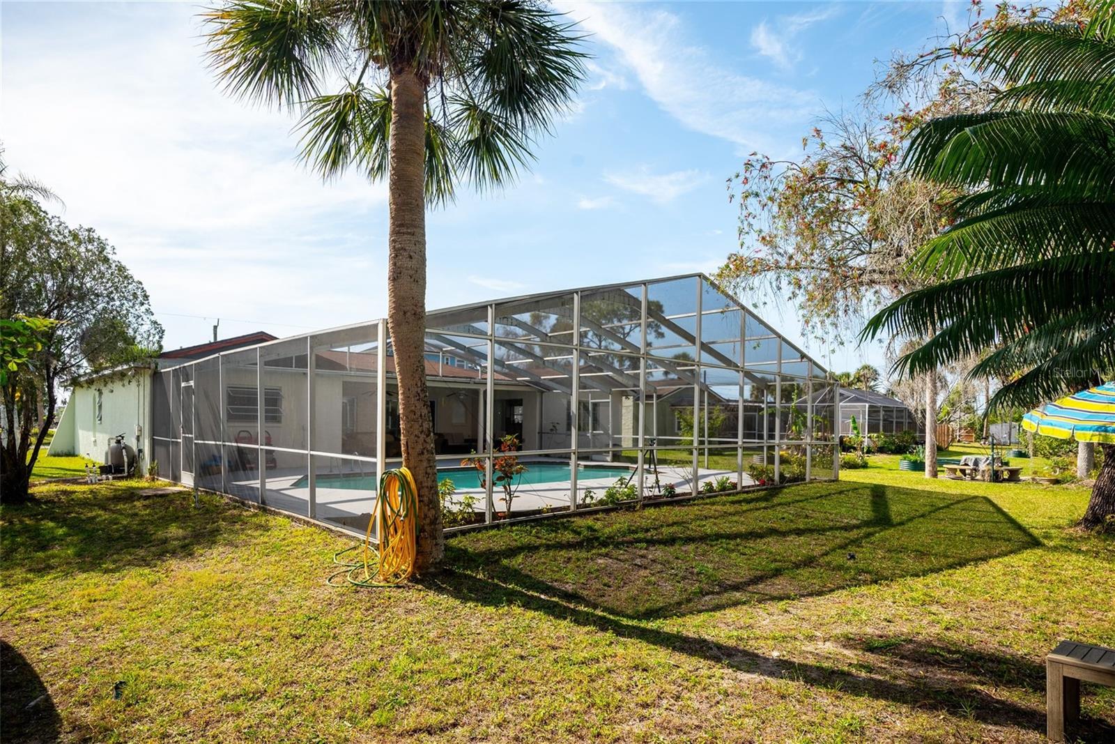 8240 OLD POST RD, PORT RICHEY, FL, 34668