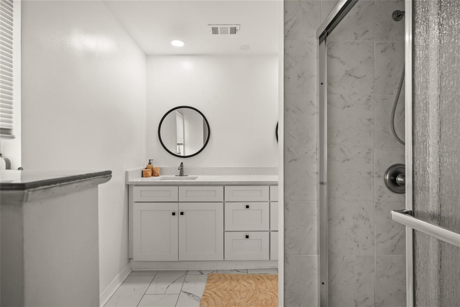 8240 OLD POST RD, PORT RICHEY, FL, 34668