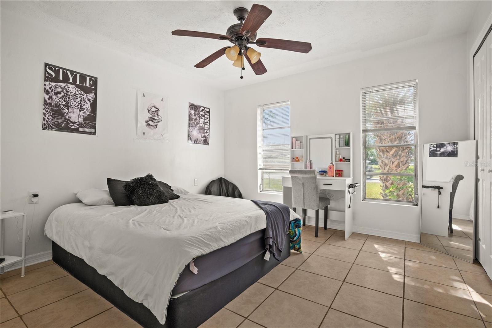 8240 OLD POST RD, PORT RICHEY, FL, 34668