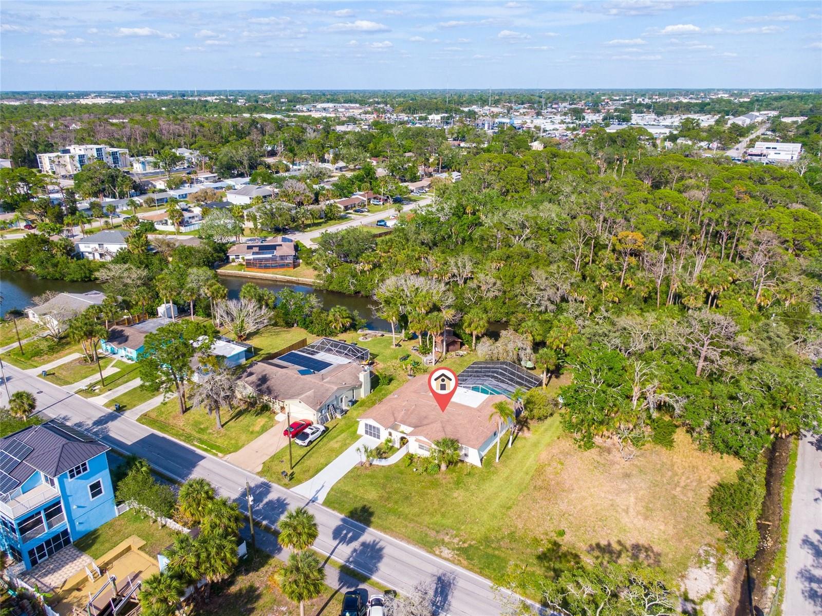 8240 OLD POST RD, PORT RICHEY, FL, 34668