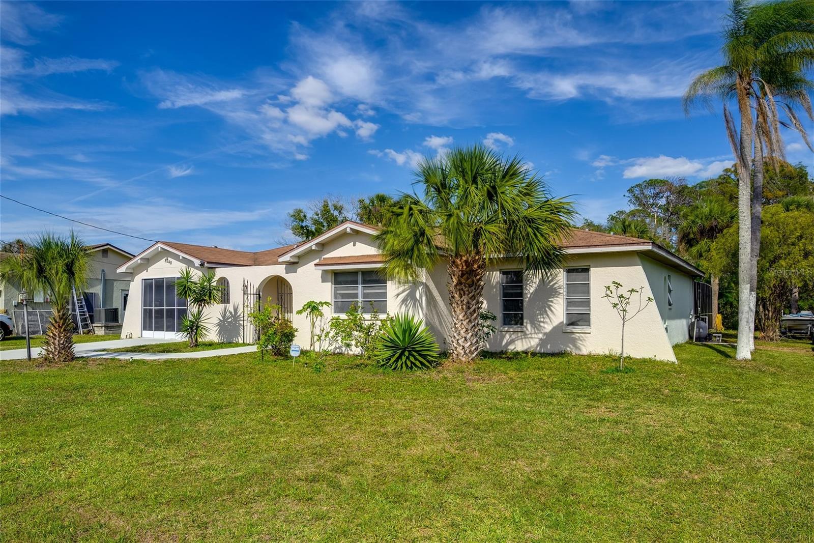 8240 OLD POST RD, PORT RICHEY, FL, 34668
