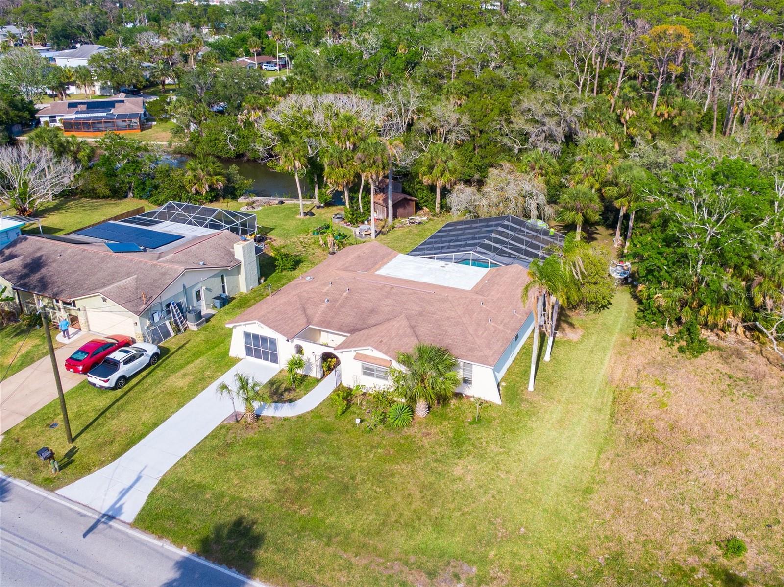 8240 OLD POST RD, PORT RICHEY, FL, 34668