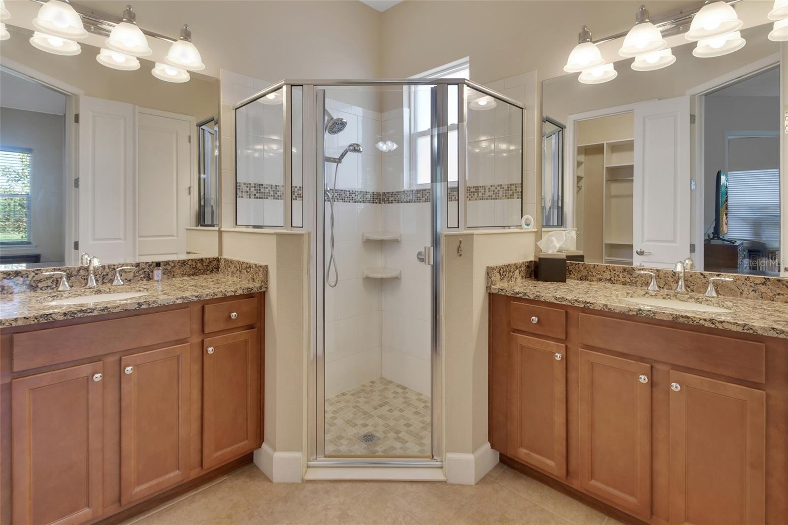 423 TISBURY CT, DELAND, FL, 32724