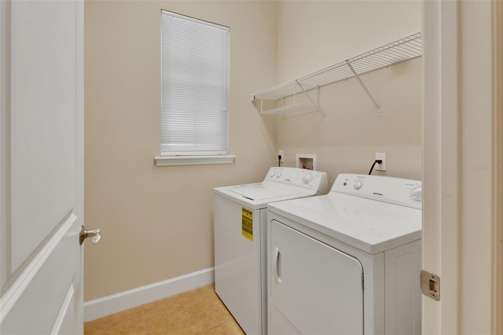 423 TISBURY CT, DELAND, FL, 32724