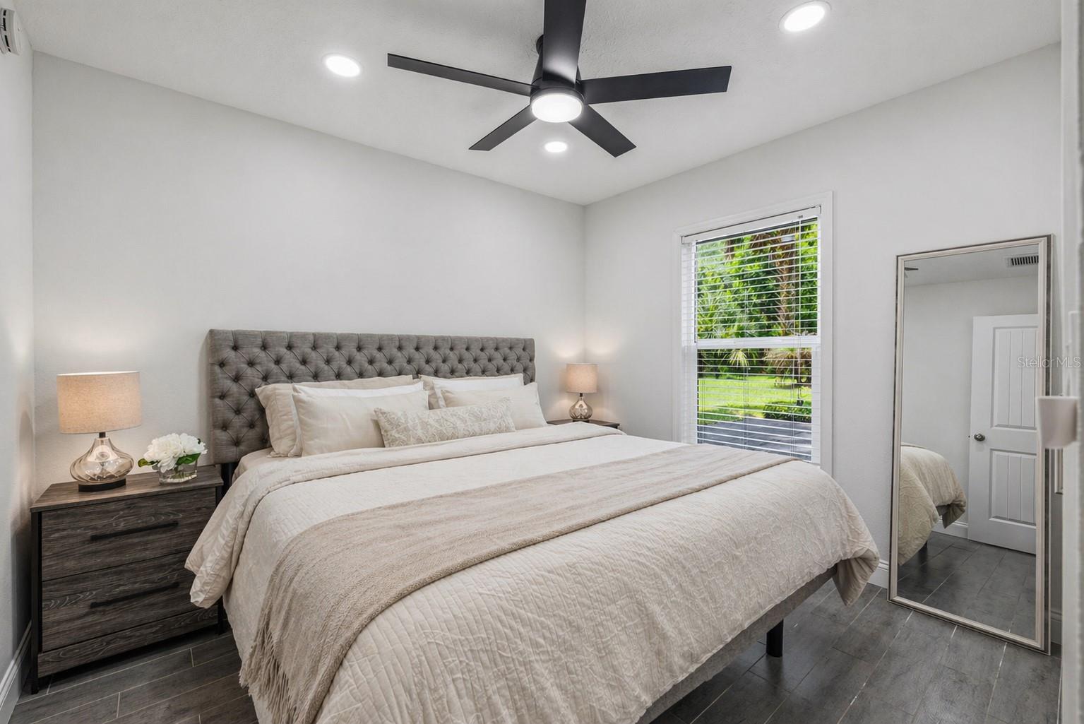 900 OAK HOLLOW PL, BRANDON, FL, 33510