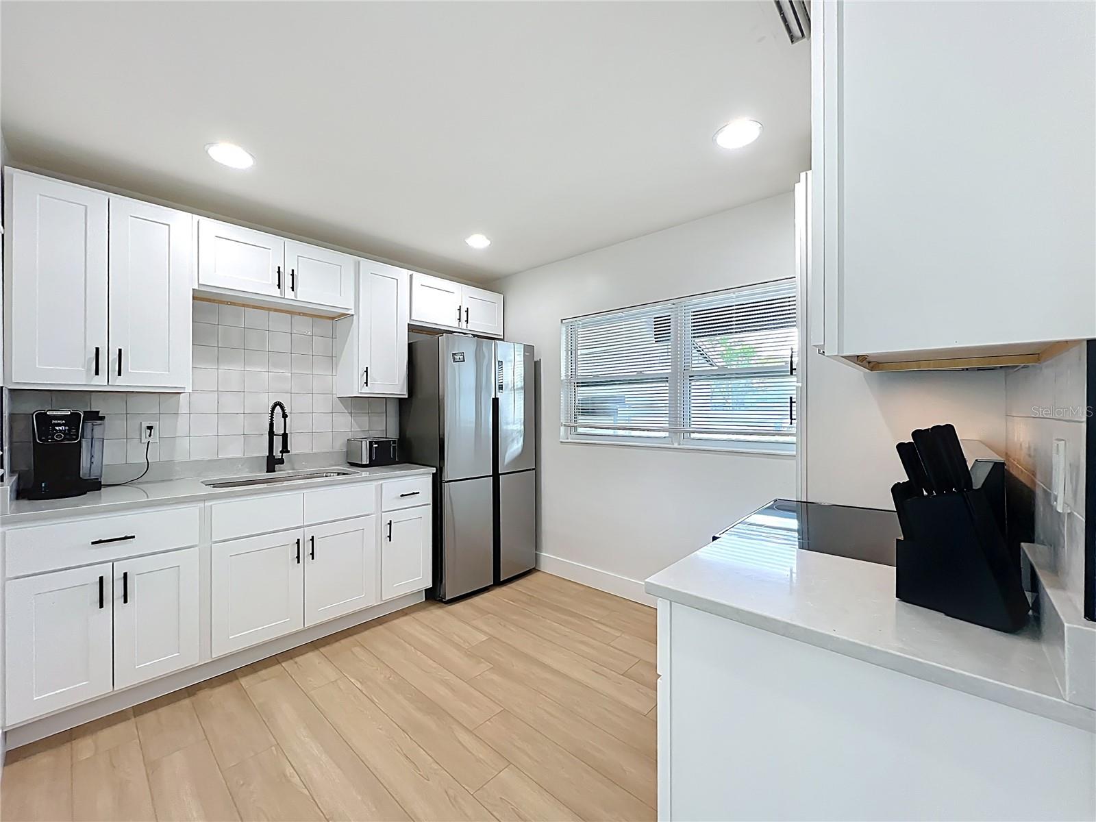 1523 SILVER STAR RD, ORLANDO, FL, 32804