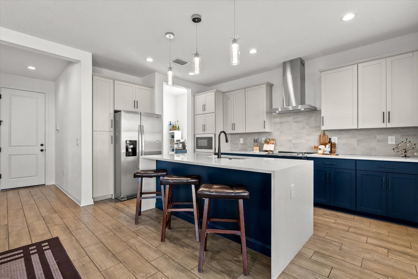 8330 ABALONE LOOP, PARRISH, FL, 34219