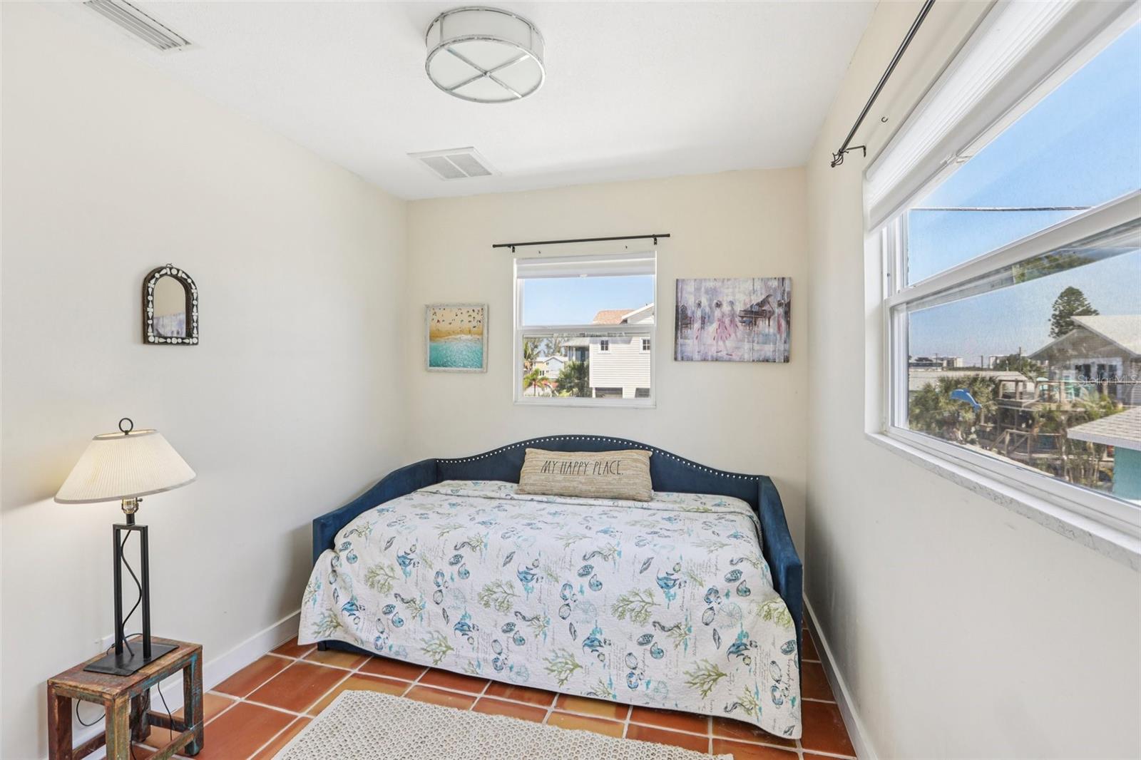 23 80TH AVE, TREASURE ISLAND, FL, 33706