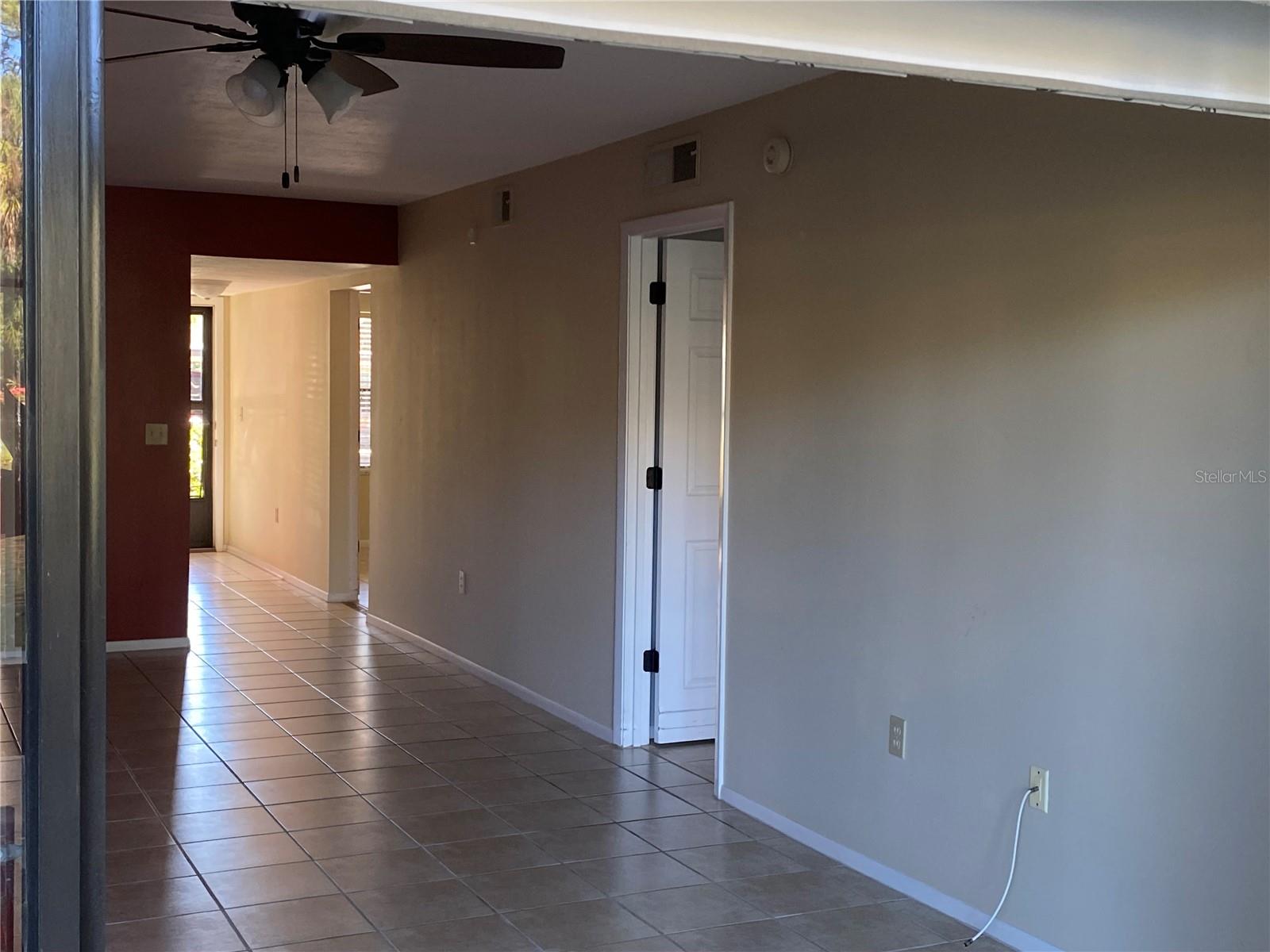 435 30TH AVE W #D103, BRADENTON, FL, 34205